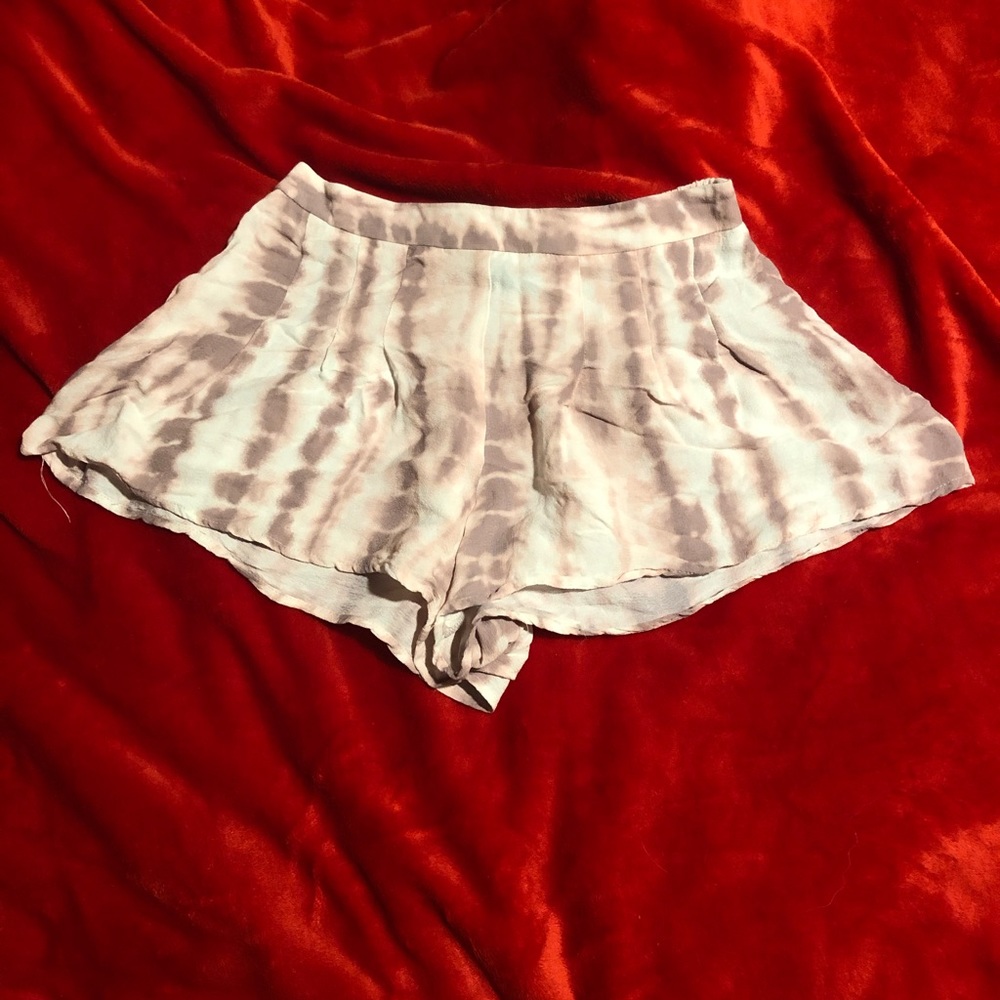Forever 21 flowy shorts. Nude and white tiedye.